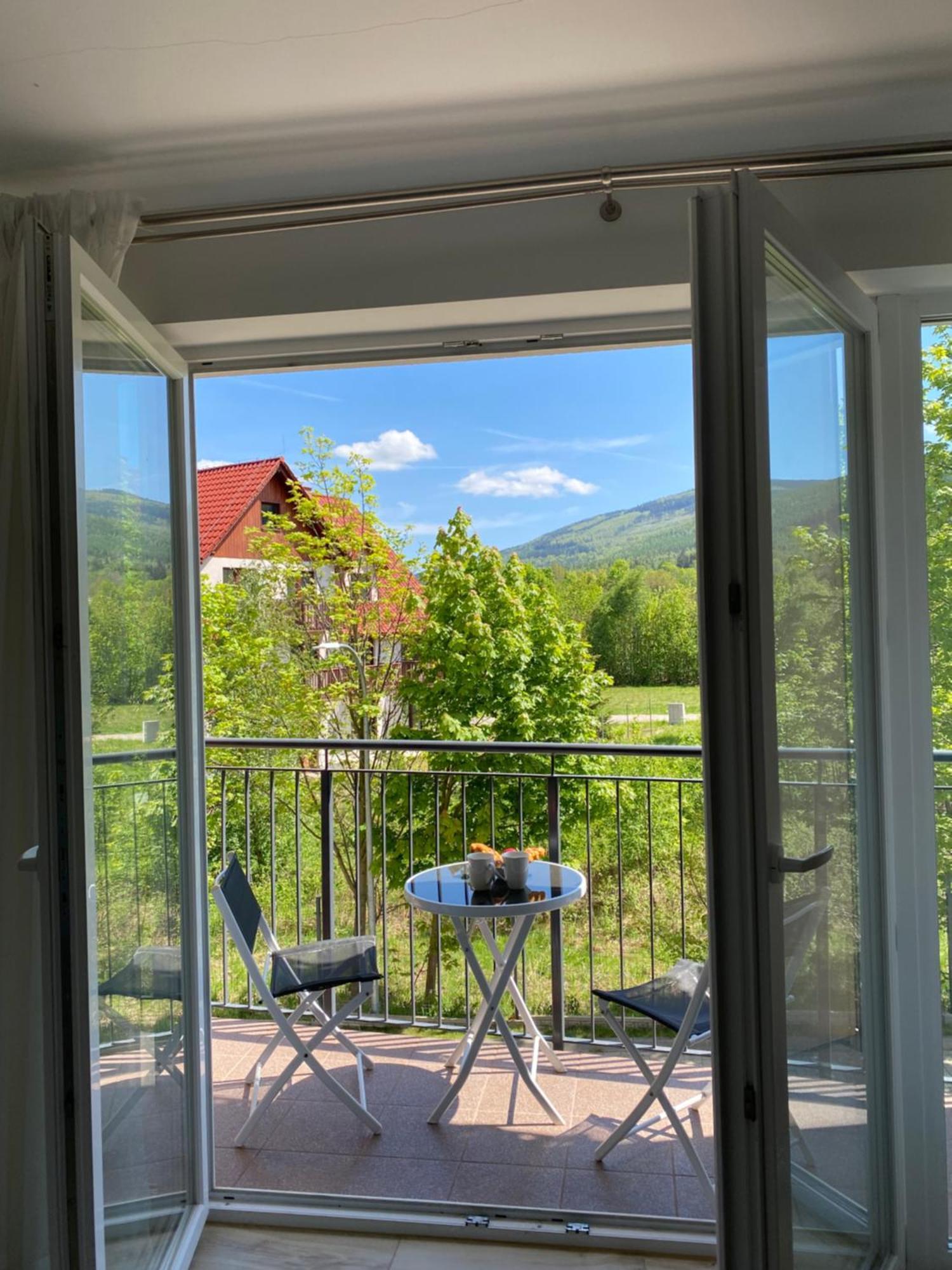 Wonder Home - Apartamenty W Malowniczej Okolicy, Z Balkonami I Widokiem Na Gory Karpacz Buitenkant foto