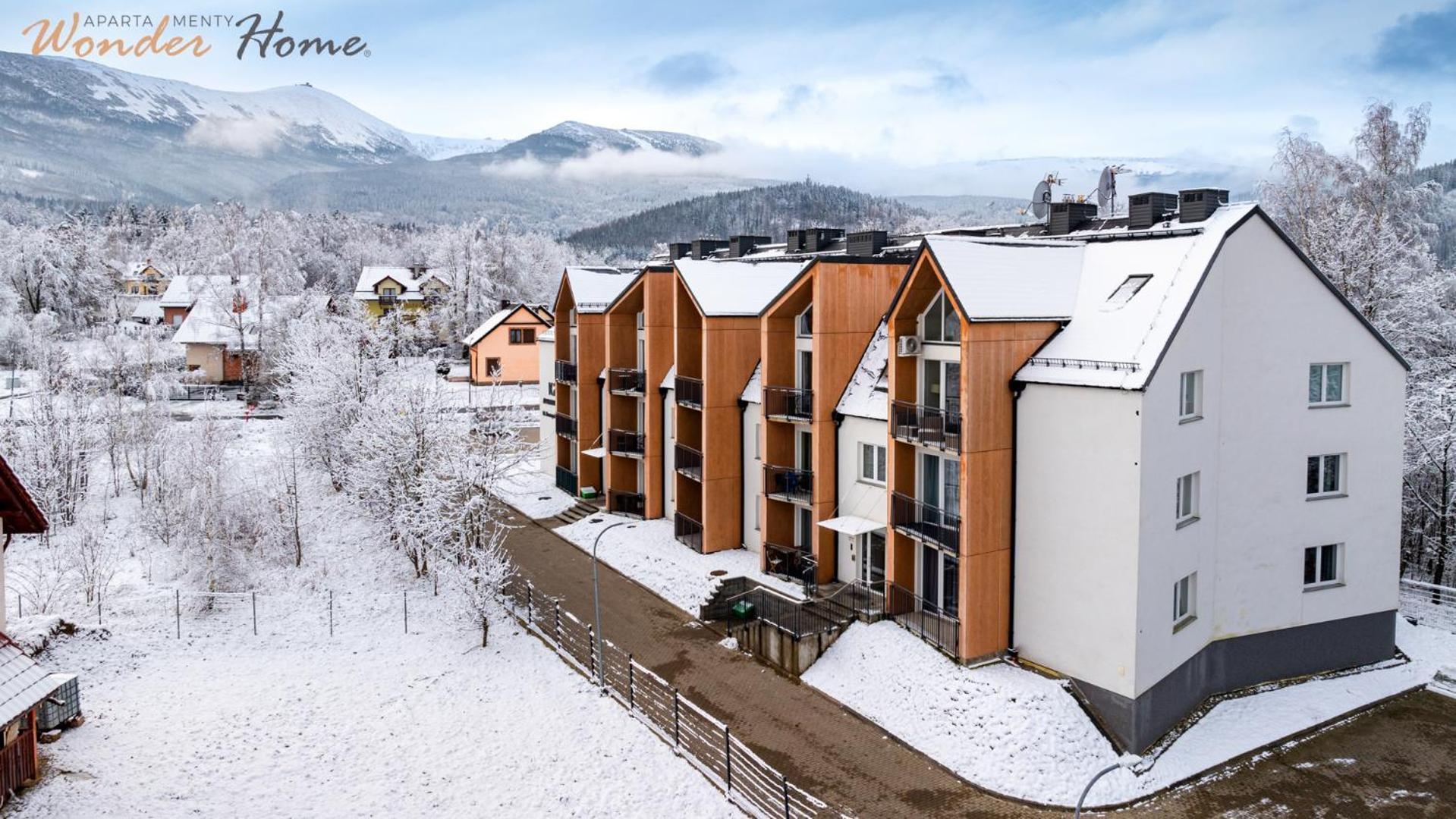 Wonder Home - Apartamenty W Malowniczej Okolicy, Z Balkonami I Widokiem Na Gory Karpacz Buitenkant foto